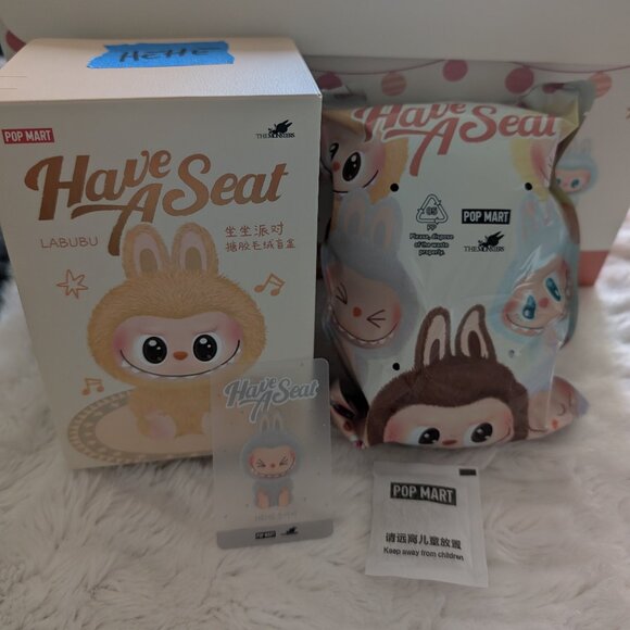 POP MART - Hehe - The Monsters Labubu Have a Seat Vinyl Plush - Picture 1 of 3